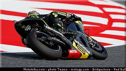 motogp_crutchlow_0024_catalogne_2012_montmelo.jpg