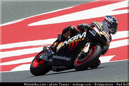 motogp_edwards_0003_catalogne_2012_montmelo.jpg