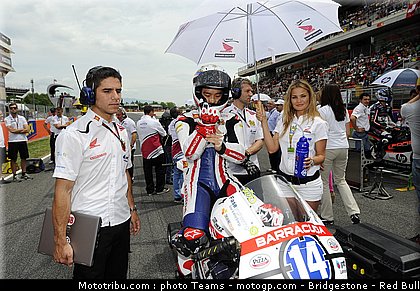motogp_pitbabe_0019_catalogne_2012_montmelo.jpg