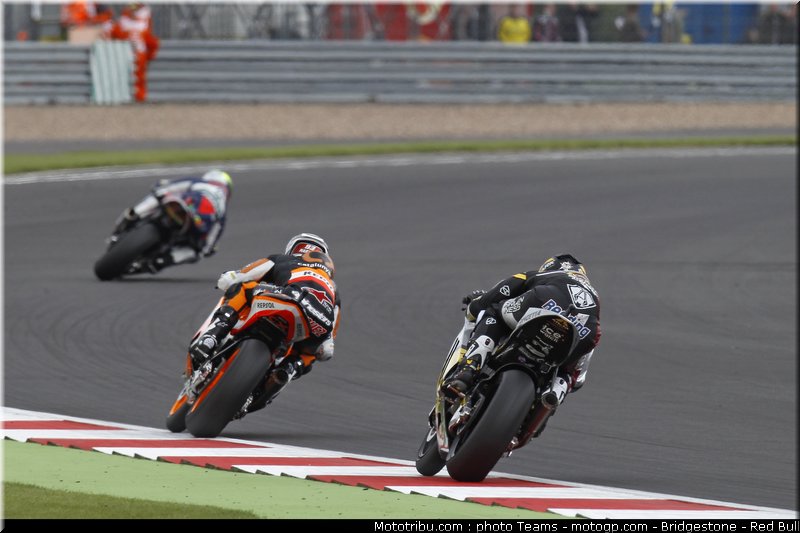 moto2_0004_angleterre_silverstone_2012