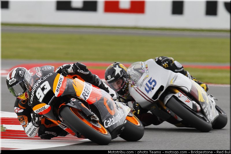 moto2_0005_angleterre_silverstone_2012