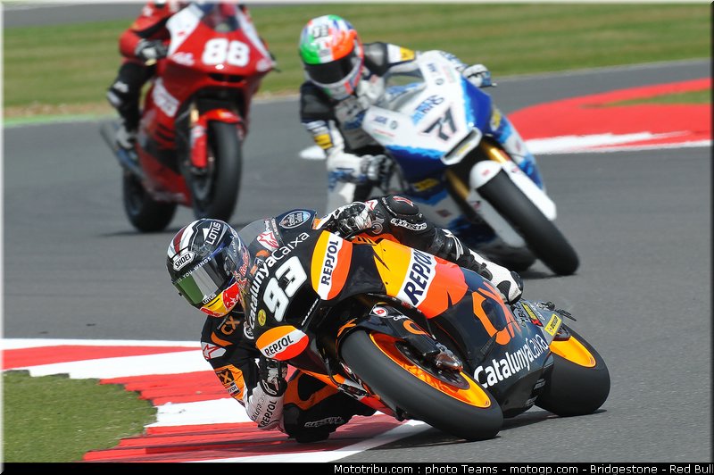 moto2_0015_angleterre_silverstone_2012