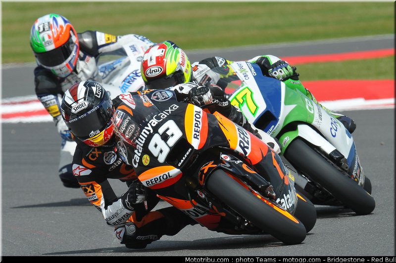 moto2_0016_angleterre_silverstone_2012