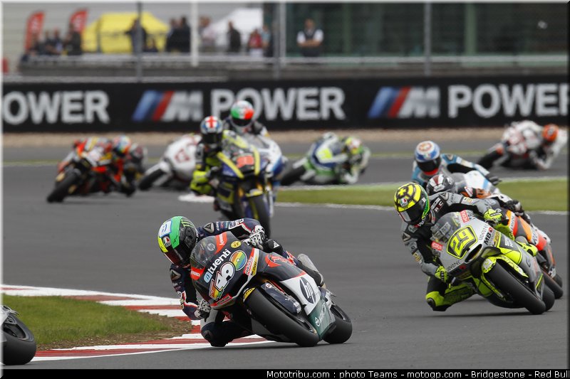 moto2_0027_angleterre_silverstone_2012