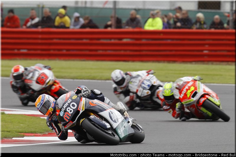 moto2_0030_angleterre_silverstone_2012