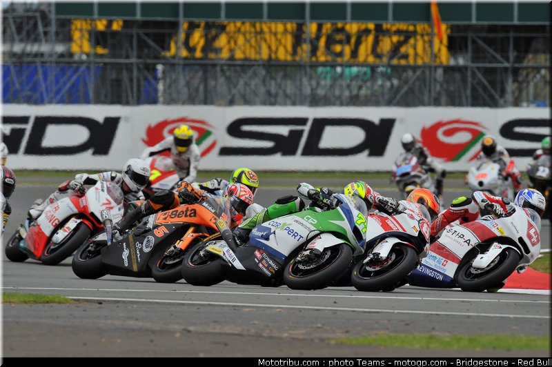 moto2_0038_angleterre_silverstone_2012
