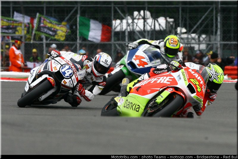 moto2_0074_angleterre_silverstone_2012
