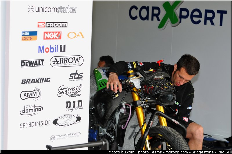 moto2_aegerter_0001_angleterre_silverstone_2012