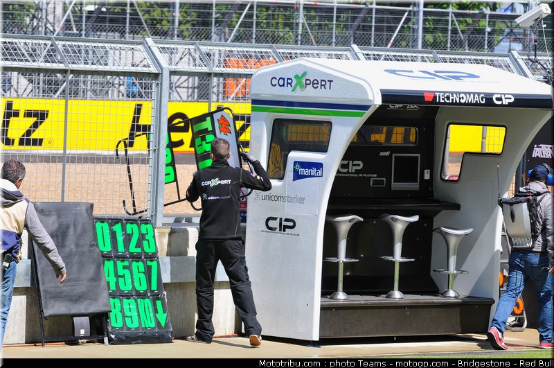 moto2_aegerter_0005_angleterre_silverstone_2012