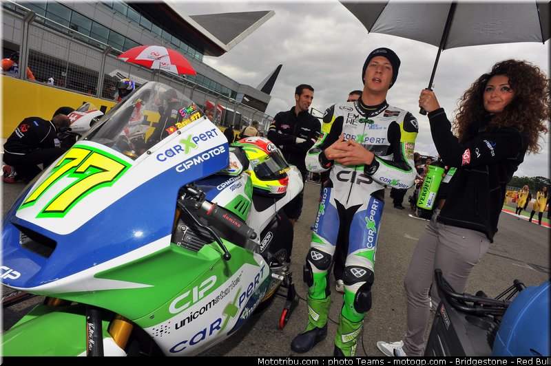 moto2_aegerter_0018_angleterre_silverstone_2012