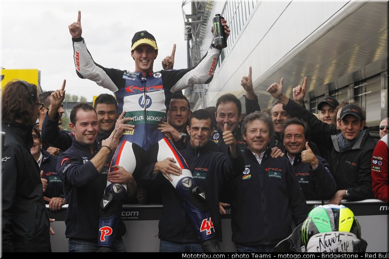 moto2_espargaro_p_0020_angleterre_silverstone_2012