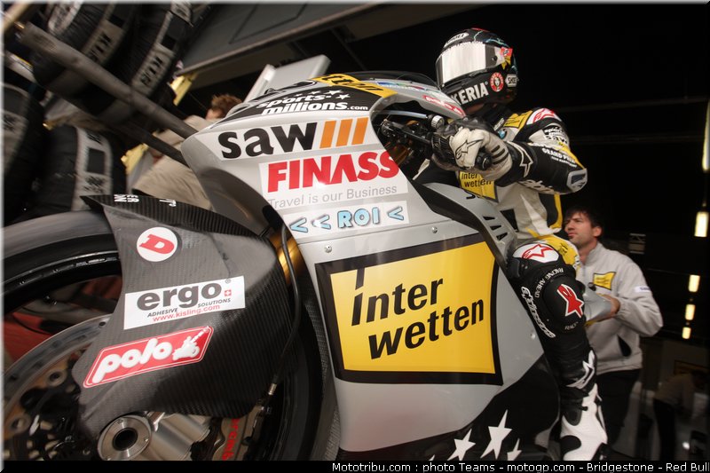 moto2_luthi_0006_angleterre_silverstone_2012