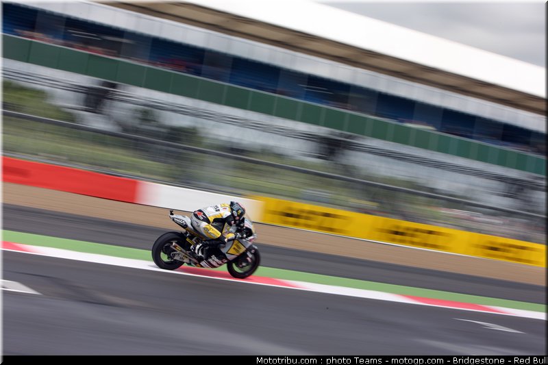 moto2_luthi_0012_angleterre_silverstone_2012