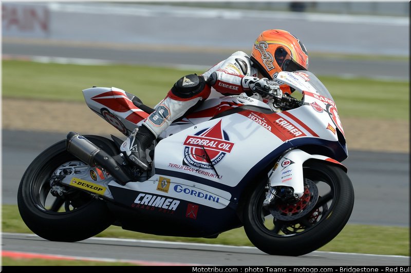 moto2_rea_0002_angleterre_silverstone_2012