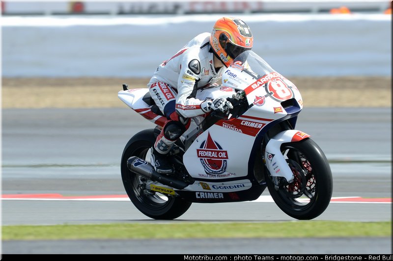 moto2_rea_0003_angleterre_silverstone_2012