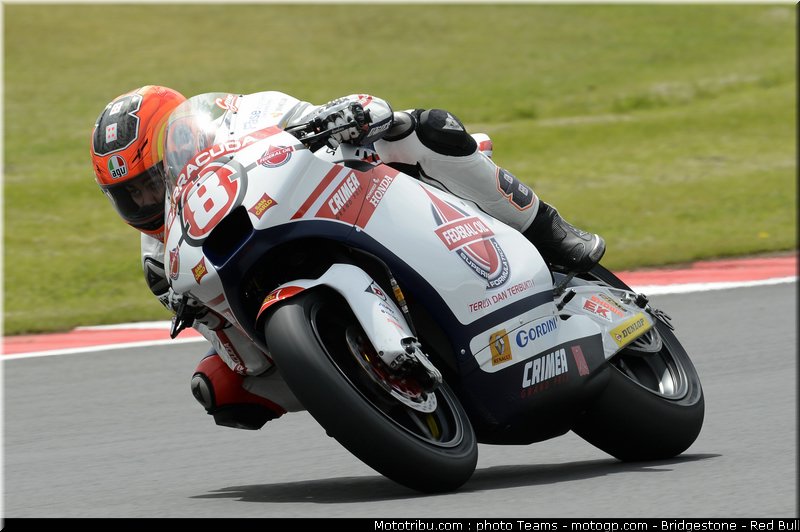 moto2_rea_0009_angleterre_silverstone_2012