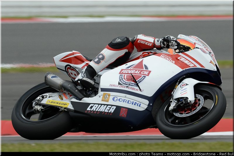 moto2_rea_0014_angleterre_silverstone_2012