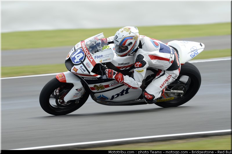moto2_wilairot_0007_angleterre_silverstone_2012