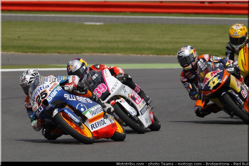 moto3_0004_angleterre_silverstone_2012