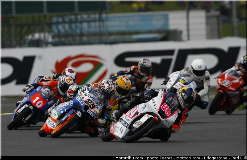 moto3_0054_angleterre_silverstone_2012