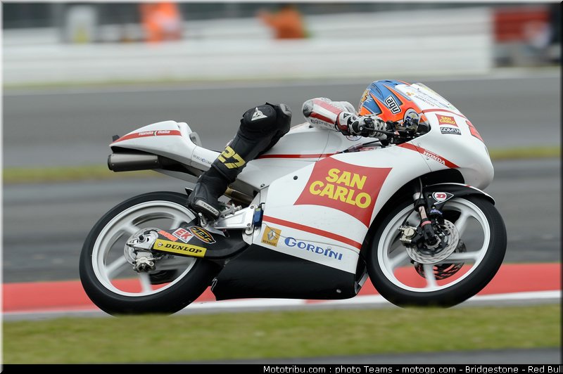 moto3_antonelli_0006_angleterre_silverstone_2012