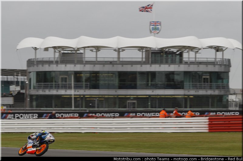 moto3_vinales_m_0009_angleterre_silverstone_2012