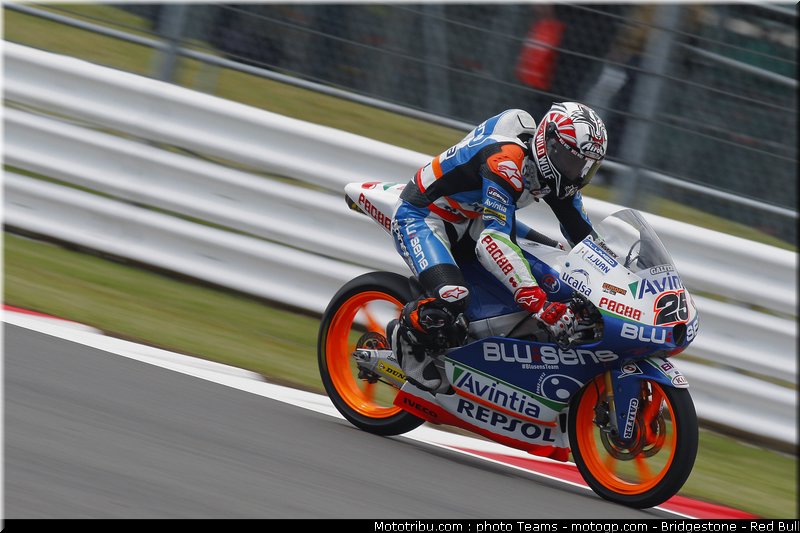 moto3_vinales_m_0015_angleterre_silverstone_2012