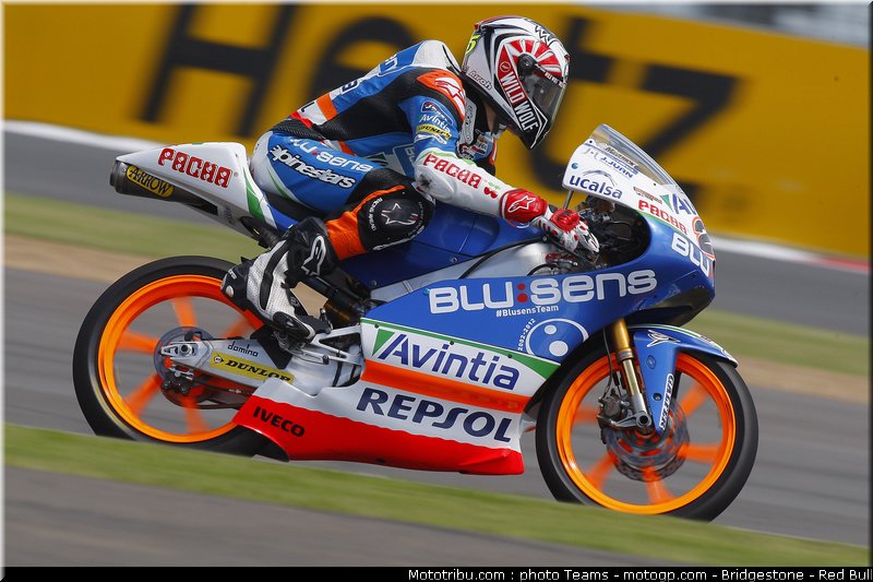 moto3_vinales_m_0020_angleterre_silverstone_2012