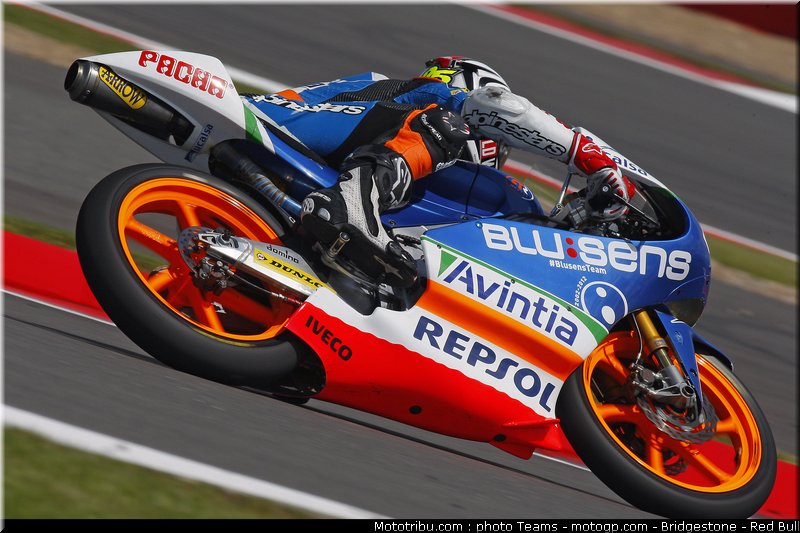 moto3_vinales_m_0022_angleterre_silverstone_2012