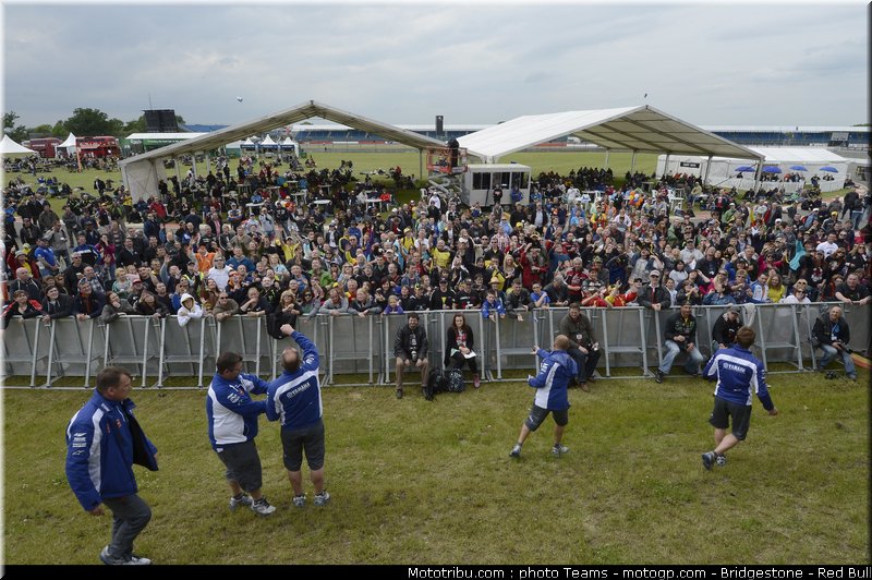 motogp_ambiance_0001_angleterre_silverstone_2012