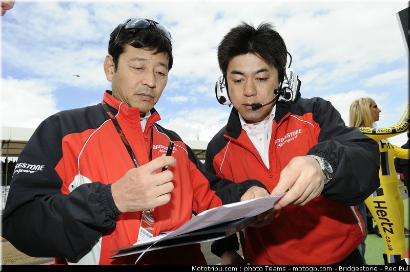 motogp_bridgestone_0002_angleterre_silverstone_2012