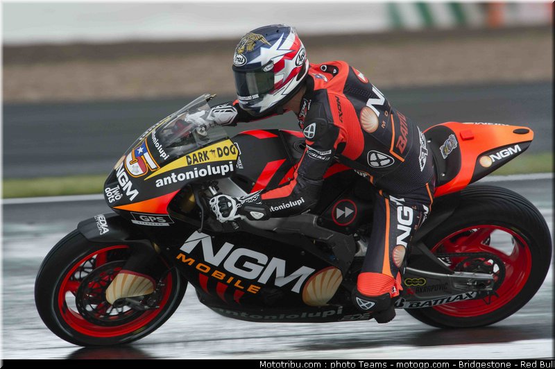 motogp_edwards_0003_angleterre_silverstone_2012