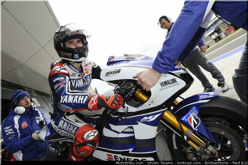 motogp_lorenzo_0001_angleterre_silverstone_2012