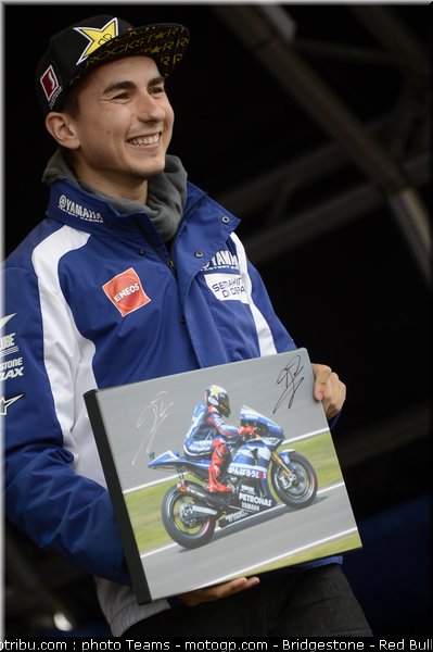 motogp_lorenzo_0003_angleterre_silverstone_2012