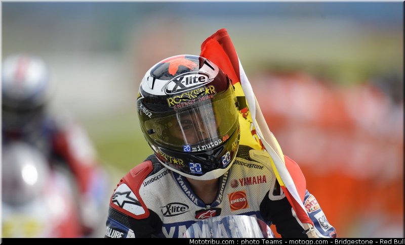 motogp_lorenzo_0015_angleterre_silverstone_2012