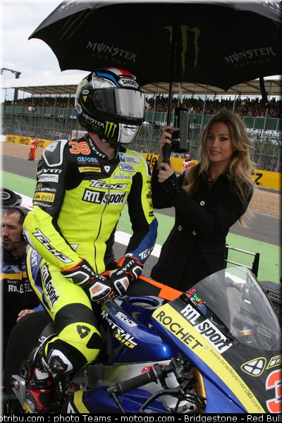 motogp_pitbabe_0016_angleterre_silverstone_2012