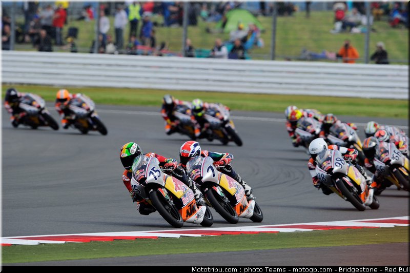 red_bull_motogp_rookie_cup_0016_angleterre_silverstone_2012