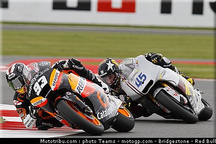 moto2_0005_angleterre_silverstone_2012.jpg