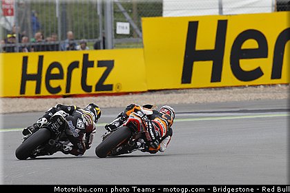 moto2_0008_angleterre_silverstone_2012.jpg