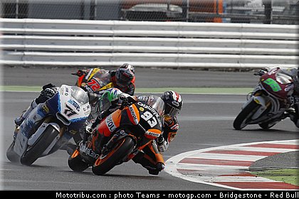 moto2_0012_angleterre_silverstone_2012.jpg