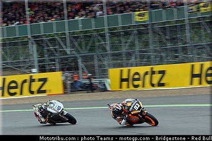 moto2_0021_angleterre_silverstone_2012.jpg