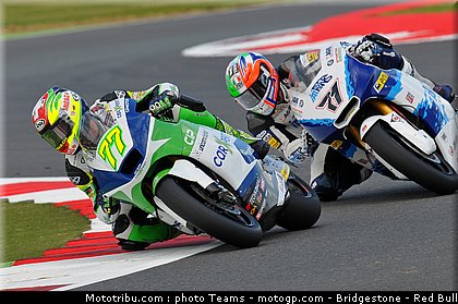 moto2_0037_angleterre_silverstone_2012.jpg