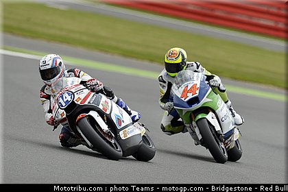 moto2_0045_angleterre_silverstone_2012.jpg