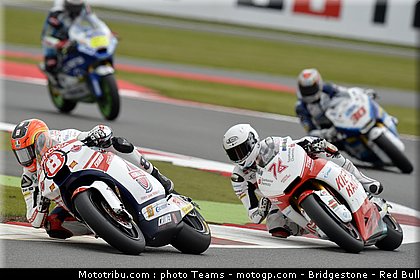 moto2_0050_angleterre_silverstone_2012.jpg