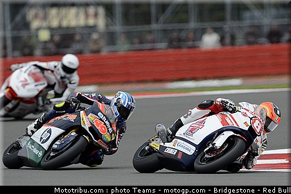 moto2_0053_angleterre_silverstone_2012.jpg