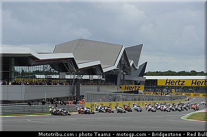 moto2_0058_angleterre_silverstone_2012.jpg