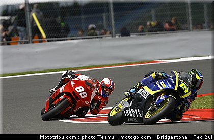 moto2_0060_angleterre_silverstone_2012.jpg