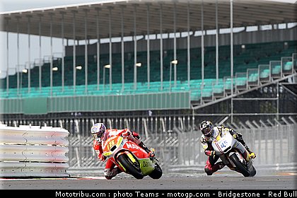 moto2_0068_angleterre_silverstone_2012.jpg