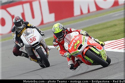moto2_0069_angleterre_silverstone_2012.jpg