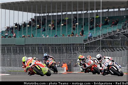 moto2_0072_angleterre_silverstone_2012.jpg
